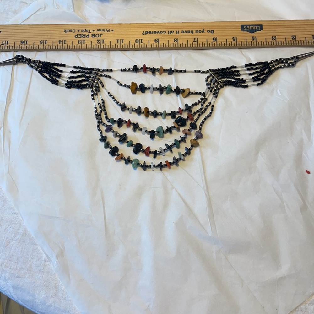 VINTAGE GEMSTONES AND CRYSTALS NECKLACE FIND IN AZ